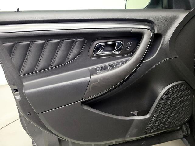 Photo of 2015 Gray Ford Taurus