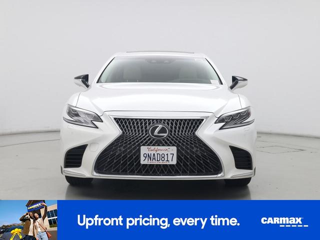 Photo of 2018 White Lexus LS 500