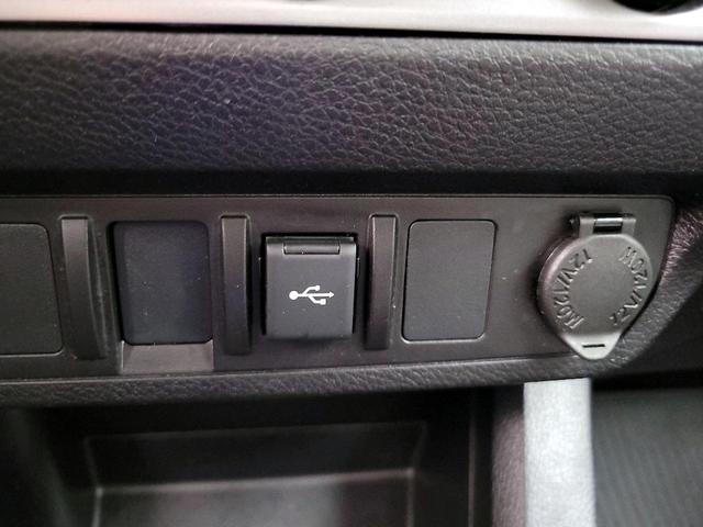 Photo of 2021 Gray Toyota Tacoma