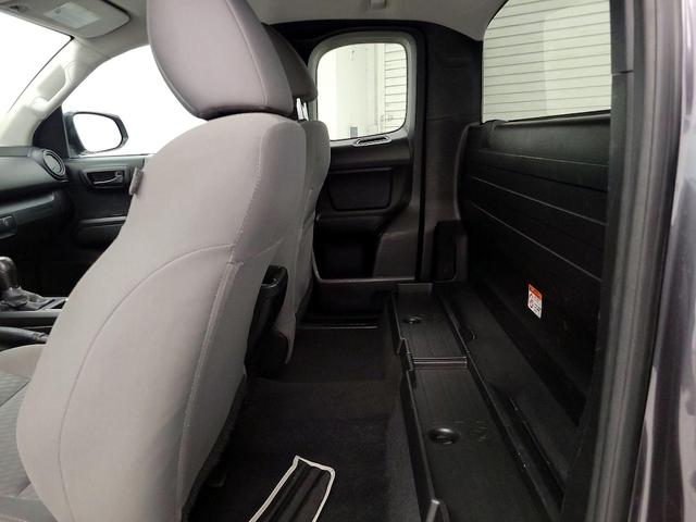 Photo of 2021 Gray Toyota Tacoma
