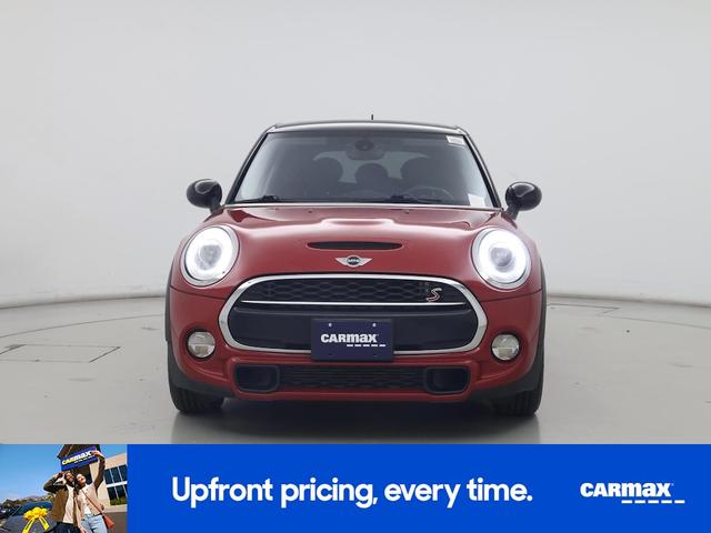 Photo of 2016 Red MINI Hardtop