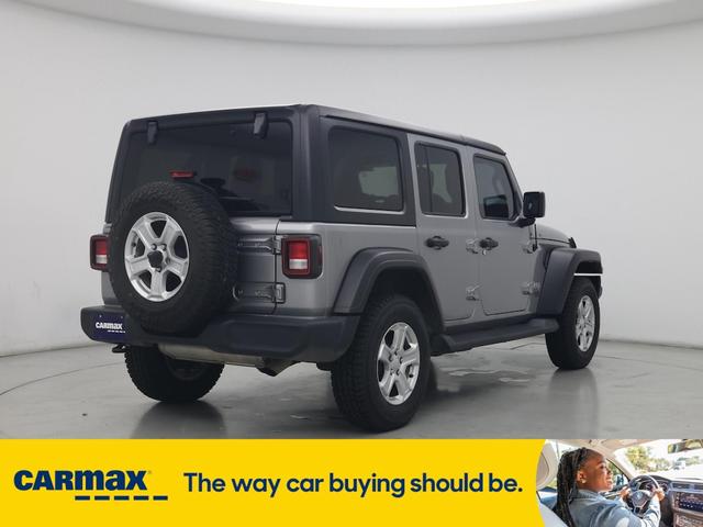 Photo of 2020 Silver Jeep Wrangler