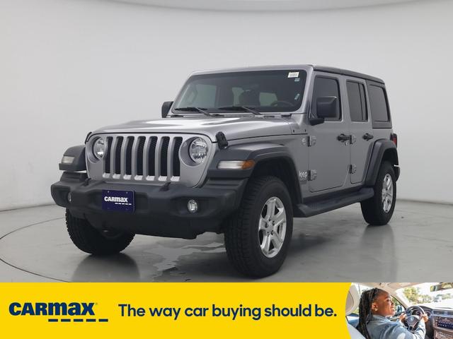 Photo of 2020 Silver Jeep Wrangler