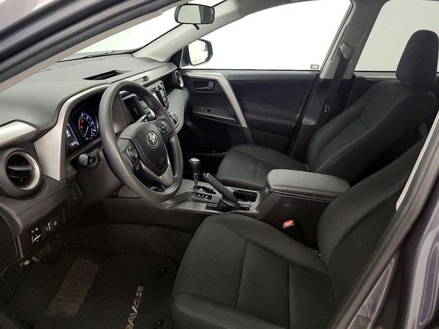 Photo of 2018 Gray Toyota RAV4