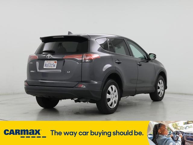 Photo of 2018 Gray Toyota RAV4
