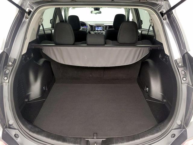Photo of 2018 Gray Toyota RAV4