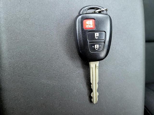 Photo of 2018 Gray Toyota RAV4