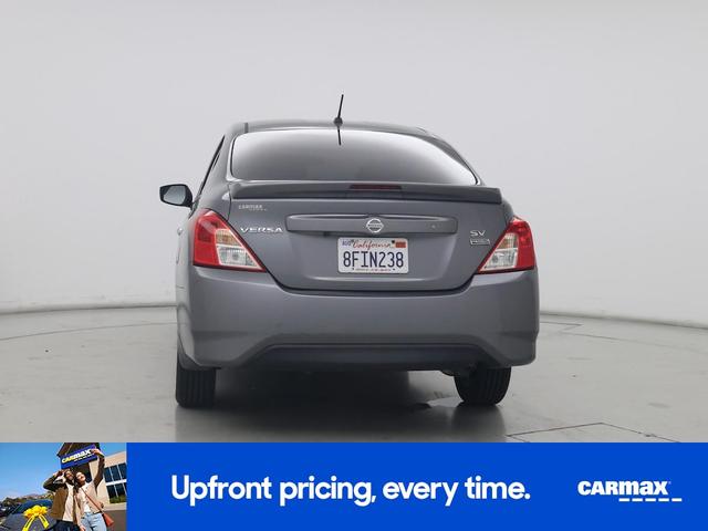 Photo of 2018 Gray Nissan Versa