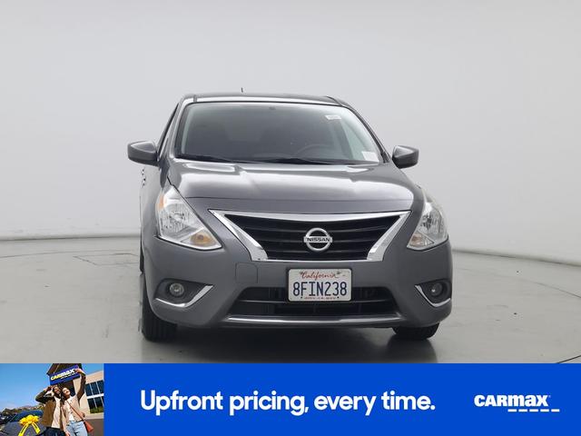 Photo of 2018 Gray Nissan Versa