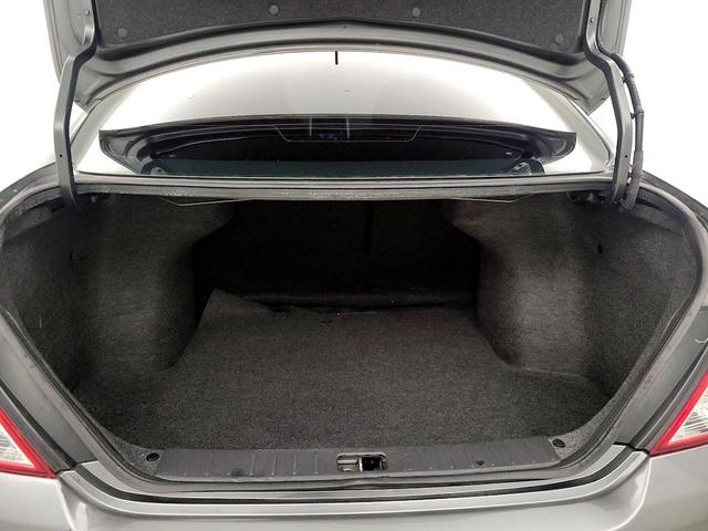 Photo of 2018 Gray Nissan Versa