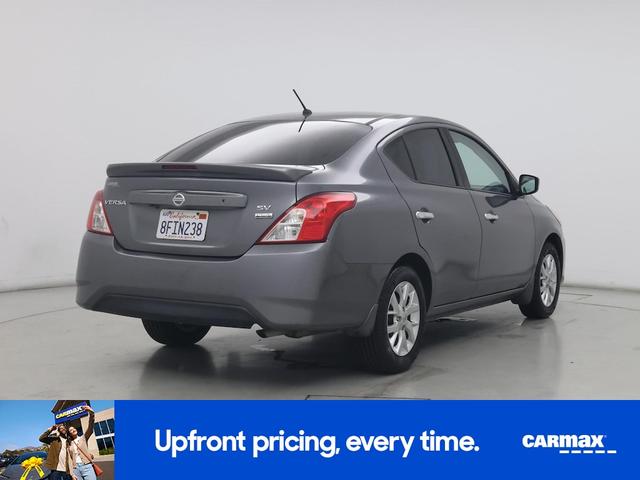 Photo of 2018 Gray Nissan Versa