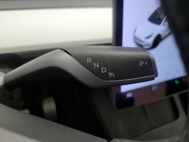 Photo of 2022 Pearl Tesla Model Y