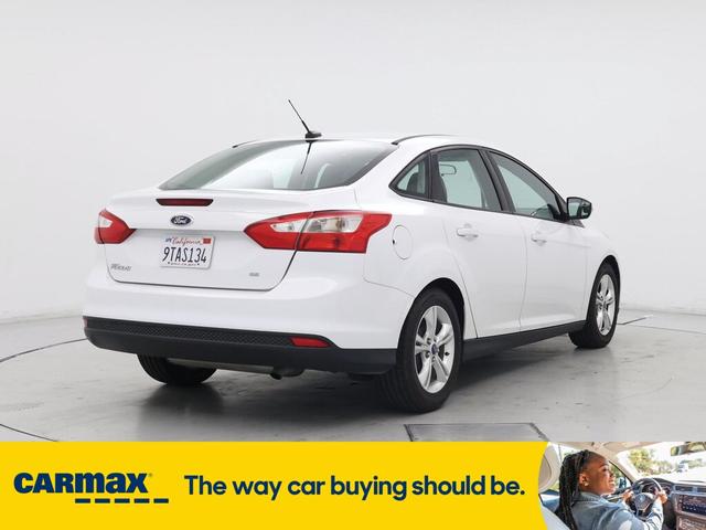 Photo of 2014 White Ford Focus