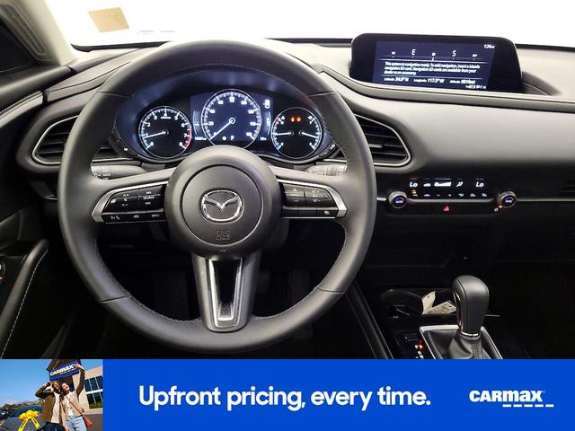 Photo of 2024 White Mazda CX-30