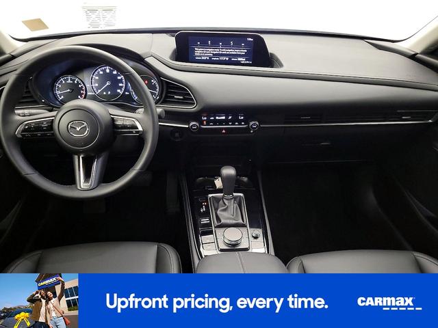 Photo of 2024 White Mazda CX-30