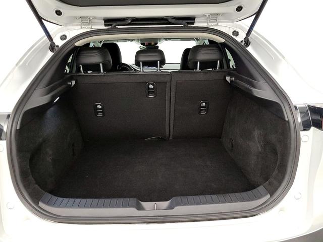 Photo of 2024 White Mazda CX-30