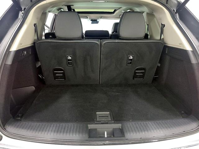 Photo of 2022 Silver Acura MDX