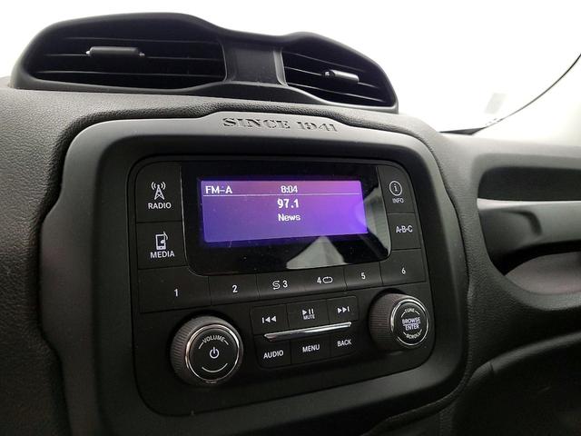 Photo of 2017 Gray Jeep Renegade