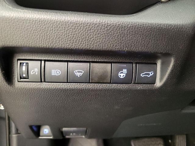 Photo of 2021 Gray Toyota RAV4 Hybrid