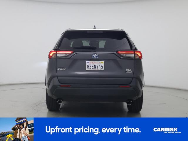 Photo of 2021 Gray Toyota RAV4 Hybrid