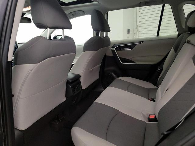 Photo of 2021 Gray Toyota RAV4 Hybrid