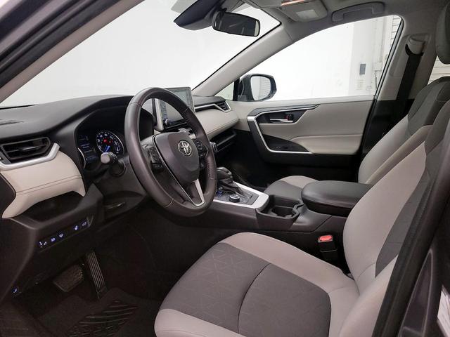 Photo of 2021 Gray Toyota RAV4 Hybrid