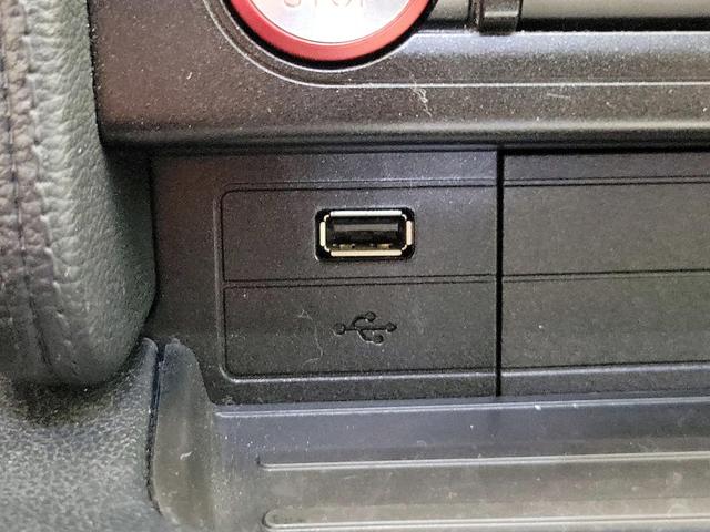 Photo of 2021 Gray Ford Mustang