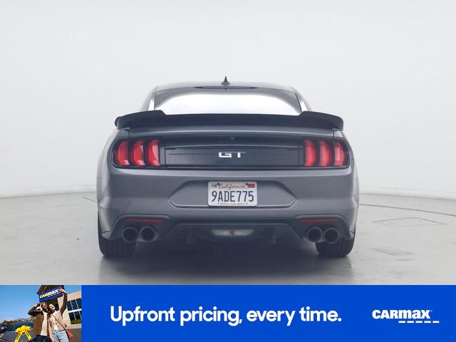 Photo of 2021 Gray Ford Mustang