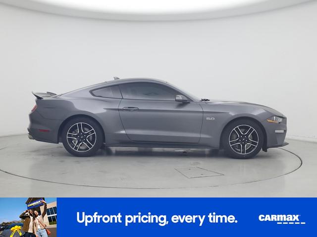 Photo of 2021 Gray Ford Mustang