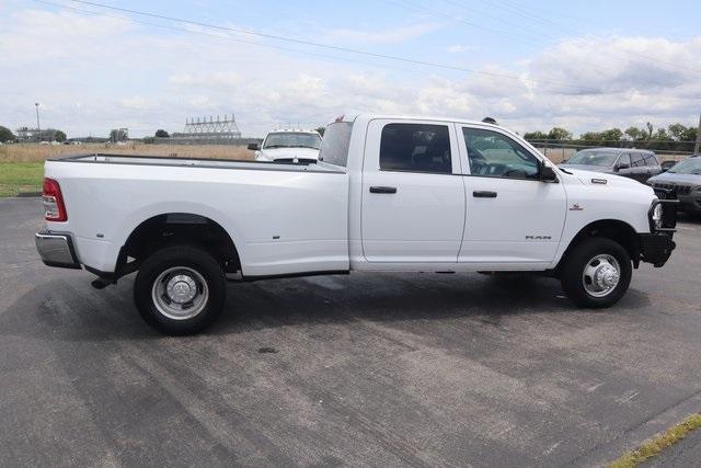 Photo of 2022 Bright White Clearcoat RAM 3500