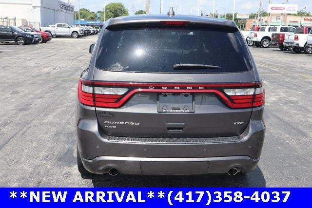 Photo of 2017 Granite Clearcoat Metallic Dodge Durango