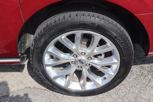 Photo of 2019 Ruby Red Ford Expedition Max