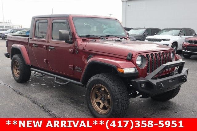 Photo of 2021 Snazzberry Pearlcoat Jeep Gladiator