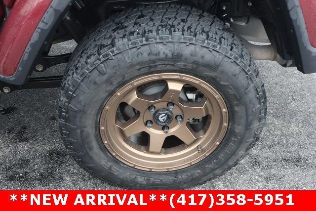 Photo of 2021 Snazzberry Pearlcoat Jeep Gladiator