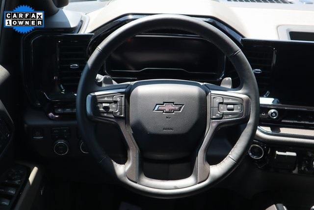 Photo of 2024 Black Chevrolet Silverado 1500