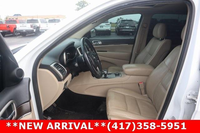 Photo of 2015 Bright White Clearcoat Jeep Grand Cherokee