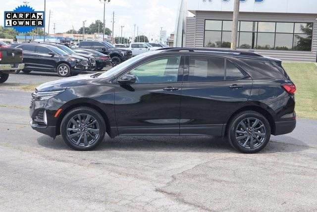 Photo of 2022 Mosaic Black Metallic Chevrolet Equinox