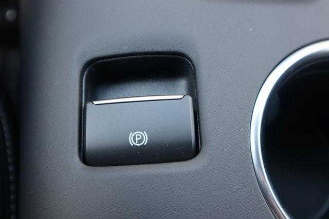 Photo of 2025 Oxford White Ford Mustang