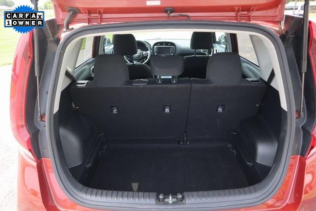Photo of 2022 Mars Orange Kia Soul