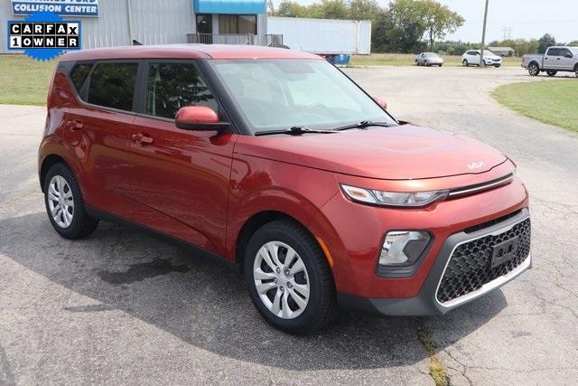 Photo of 2022 Mars Orange Kia Soul