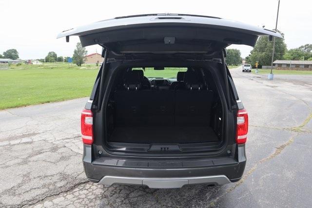 Photo of 2021 Magnetic Ford Expedition