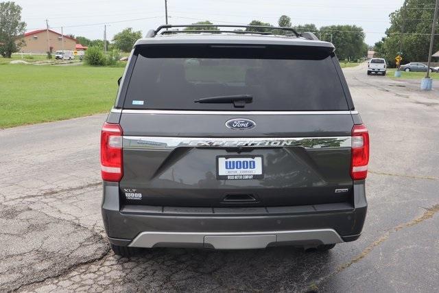 Photo of 2021 Magnetic Ford Expedition