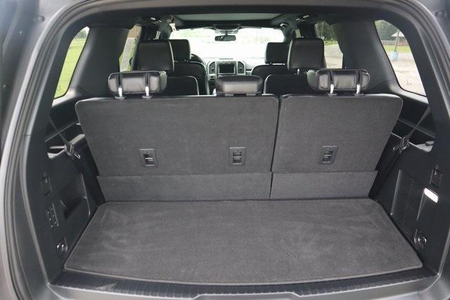 Photo of 2021 Magnetic Ford Expedition