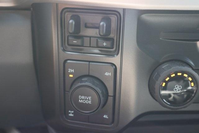 Photo of 2025 Oxford White Ford F-250