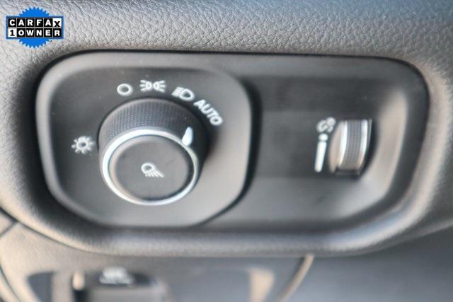 Photo of 2024 Bright White Clearcoat RAM 1500
