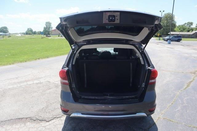 Photo of 2020 Granite Crystal Clearcoat Metallic Dodge Journey
