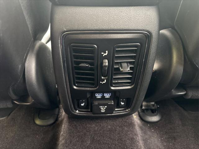 Photo of 2018 True Blue Pearlcoat Jeep Grand Cherokee