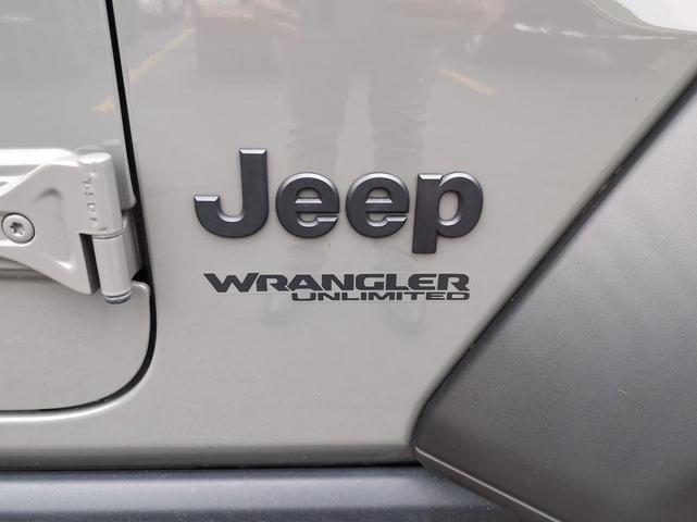 Photo of 2022 Sting-Gray Clearcoat Jeep Wrangler