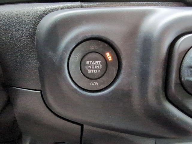 Photo of 2022 Sting-Gray Clearcoat Jeep Wrangler