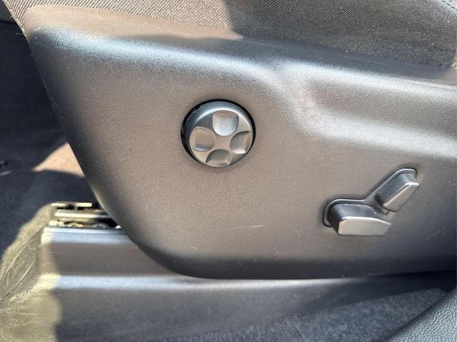 Photo of 2021 White Knuckle Clearcoat Dodge Durango